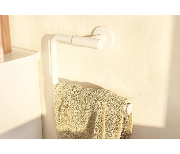 Toallero de baño Cosmic Architect S+ Ambiente 17