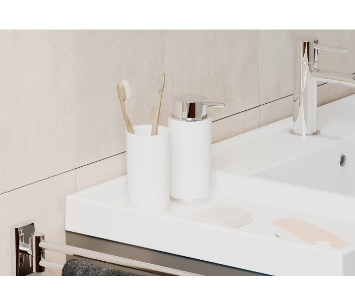 Conjunto de accesorios de baño Cosmic Next Ambiente 2
