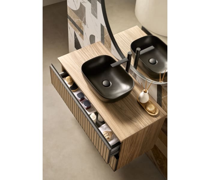 Conjunto mueble de baño con lavabo sobre encimera negro Sanchís Yuka Detalle 2