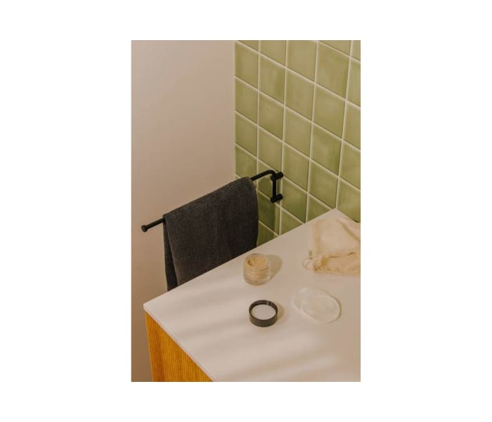 Toallero giratorio Cosmic Logic Ambiente 3