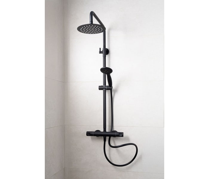 Columna de ducha extensible termostático Strohm Teka Manacor Ambiente 3
