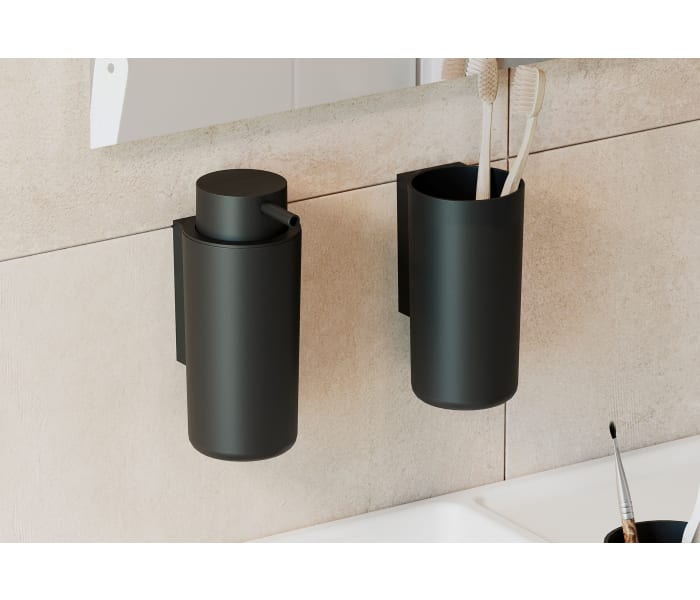 Conjunto de accesorios de baño Cosmic Next Ambiente 7