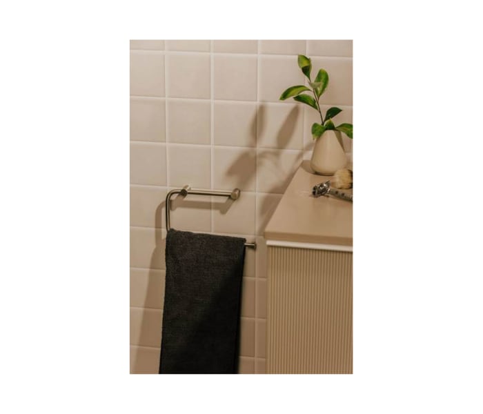 Toallero aro de baño Cosmic Logic Ambiente 3