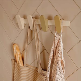 Set de colgadores con guía de pared de Cosmic Alife