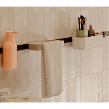 Set modular para lavabo con guía a pared de Cosmic Alife