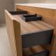 Mueble de baño Bruntec Alpes 21 encimera Solid Surface blanca Detalle 7
