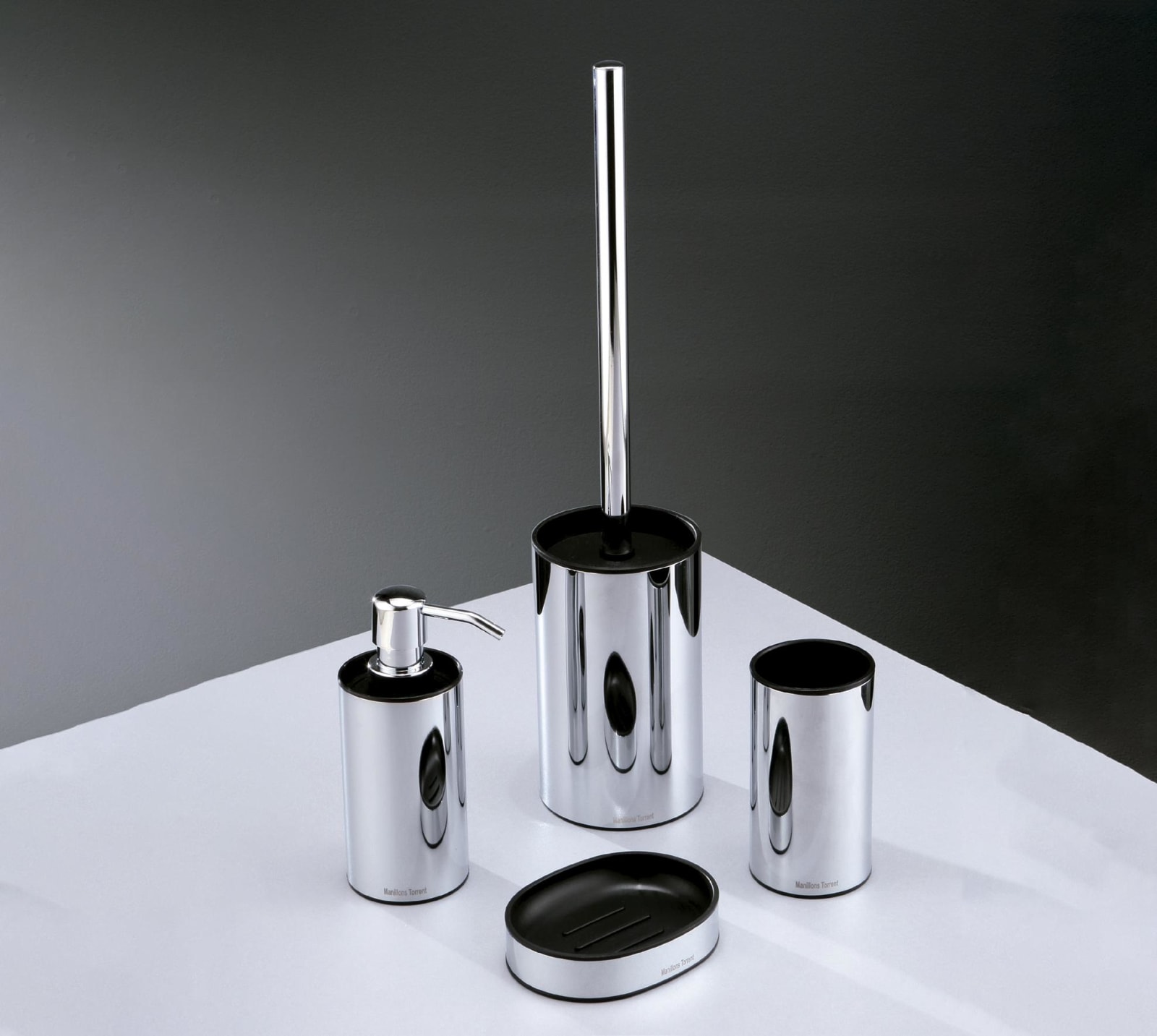 Conjunto accesorios de baño Manillons Torrent Eco Principal 0