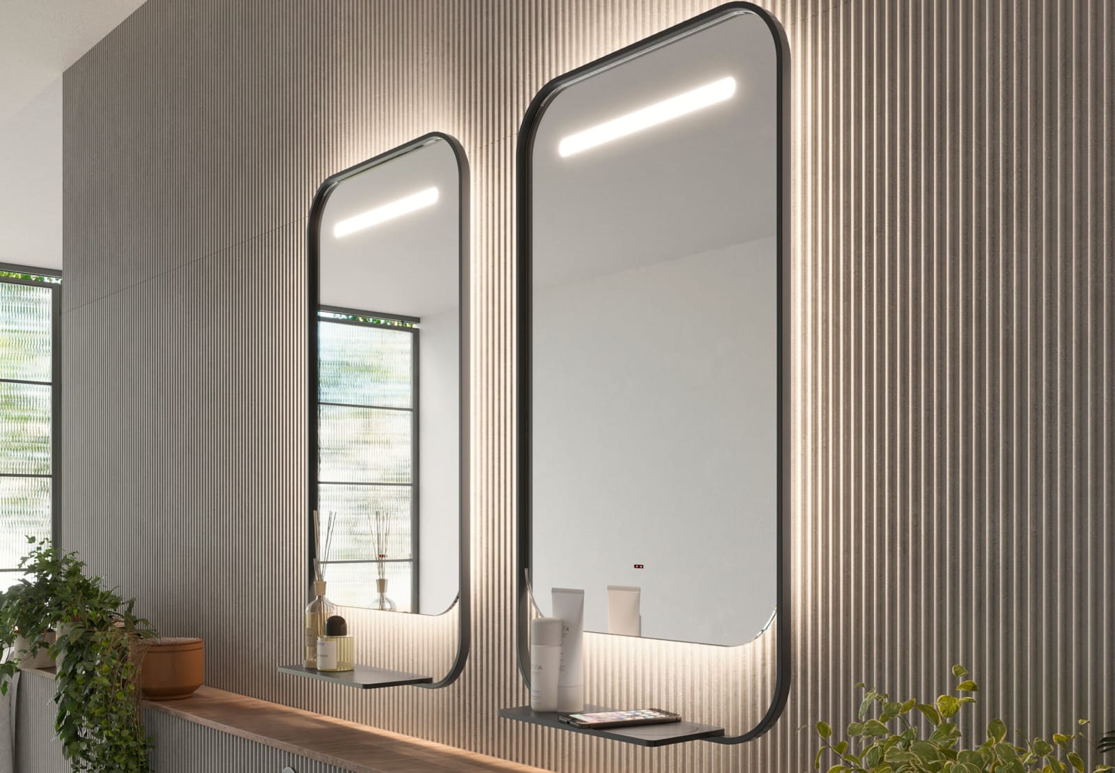 Espejo de baño con luz LED con repisa y cargador para móvil Ledimex Concept Principal 0