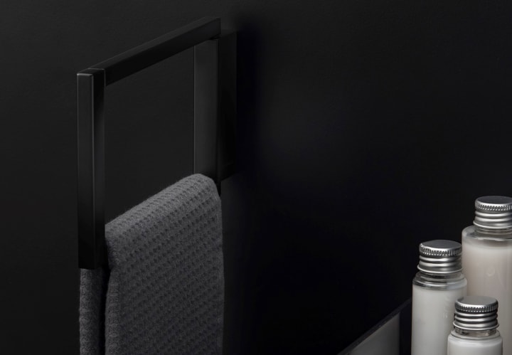 Toallero aro Cosmic The Grid Ambiente 3
