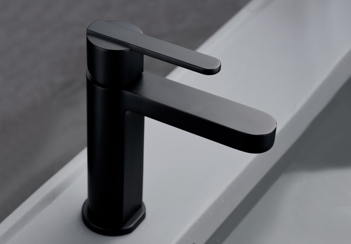Pack Grifo de lavabo Imex Roma + Válvula click-clack Detalle 7