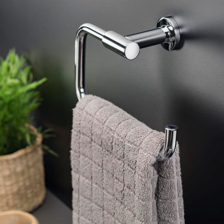 Toallero aro de baño Cosmic Architec Ambiente 4