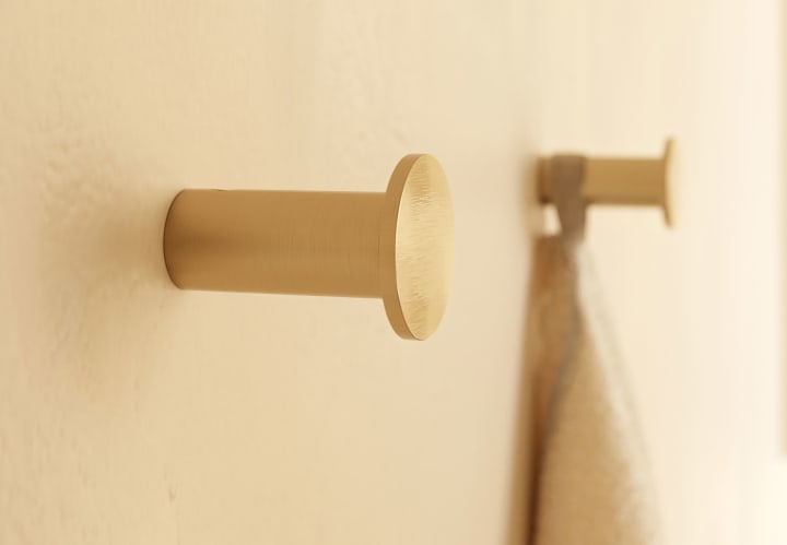 Percha de baño Cosmic Architect S+ Ambiente 18