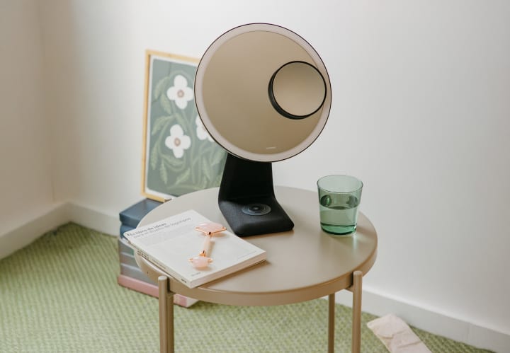 Espejo con led redondo Cosmic Essentials Ambiente 6