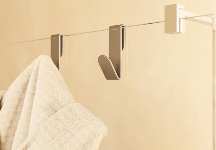 Percha de baño Cosmic Architect S+ Ambiente 5