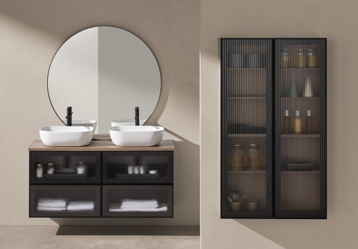 Conjunto mueble de baño frente cristal a rayas Sanchis Koba Ambiente 2