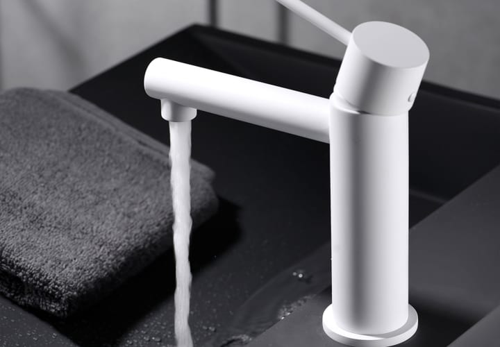 Pack Grifo de lavabo Imex Milos + Válvula click-clack Ambiente 8