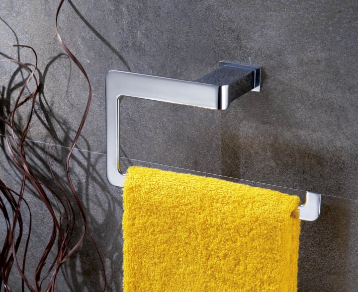 Conjunto de accesorios de baño Manillons Torrent Yass Detalle 3