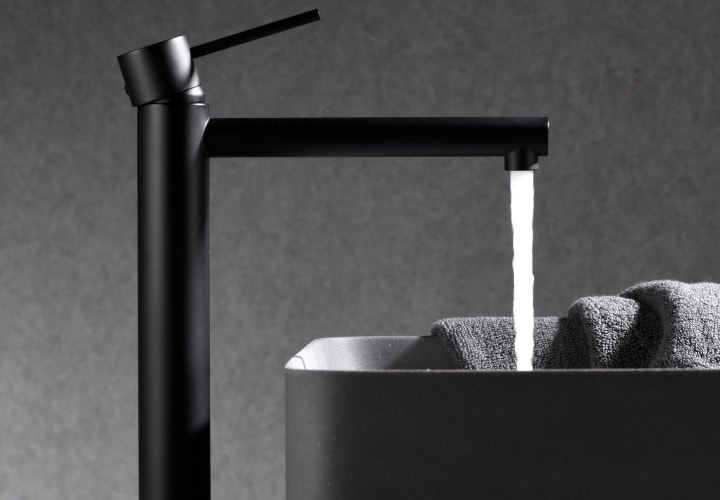 Pack Grifo de lavabo caño alto Imex Milos + Válvula click-clack Ambiente 8