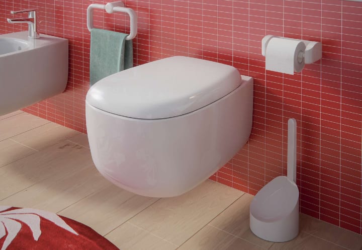 Escobillero de baño Gedy Cucciolo Ambiente 2