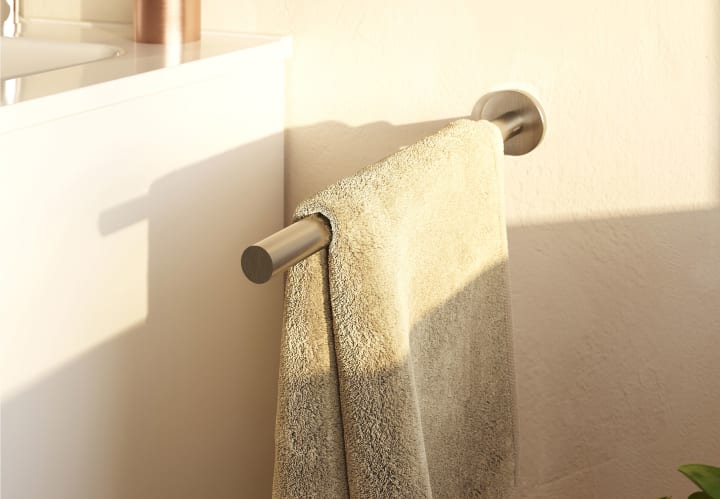 Toallero de baño Cosmic Architect S+ Ambiente 19