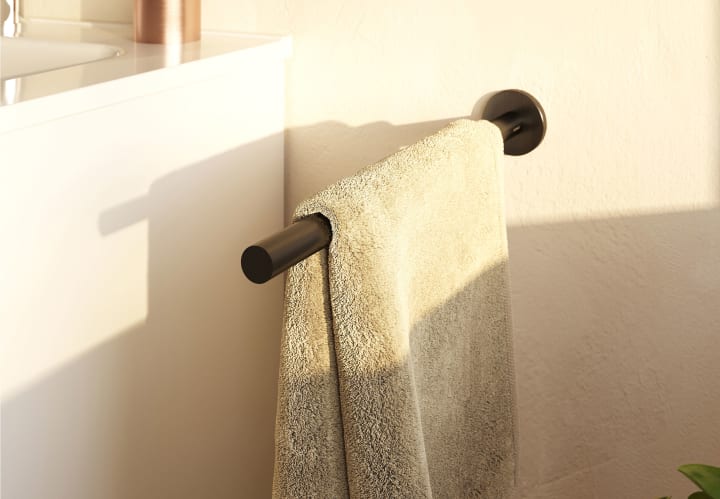 Toallero de baño Cosmic Architect S+ Ambiente 22