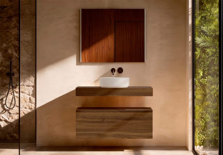 Mueble de baño con encimera de madera 10 cm de altura en color Valenti con cajonera Visobath Nomad Principal 1