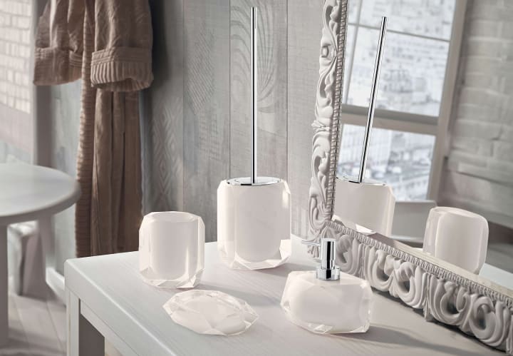 Conjunto de accesorios de baño Gedy Chanelle Ambiente 5