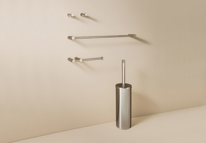 Conjunto de accesorios de baño Cosmic Logic Principal 1