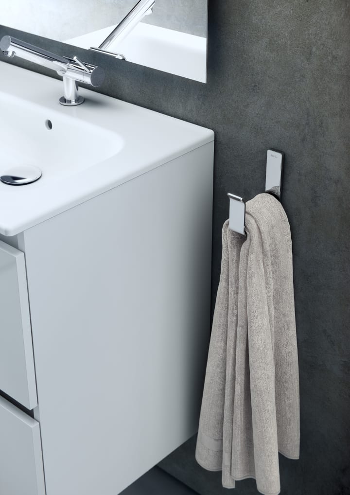 Toallero de baño aro Cosmic Line Ambiente 1